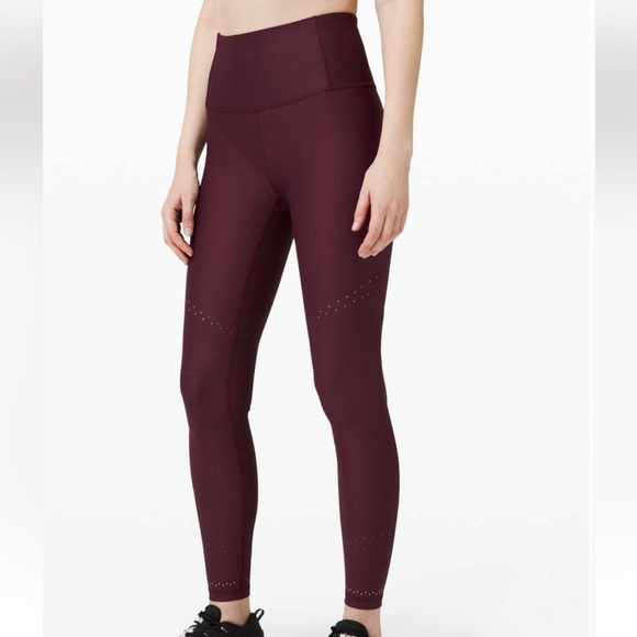 Lululemon Zoned In Tight 27" Cassis Burgundy Size 6 - Picture 2 of 16